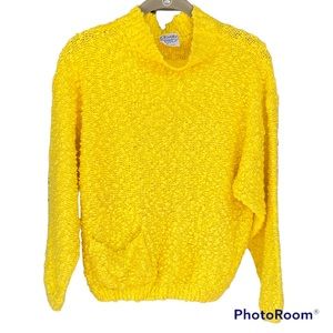 Vintage Clovelly Women’s Fuzzy Sweater